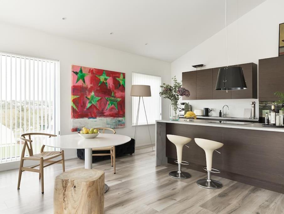 Modern Luxury Apartment - Ocean & Mountain Views Reykjavík Dış mekan fotoğraf